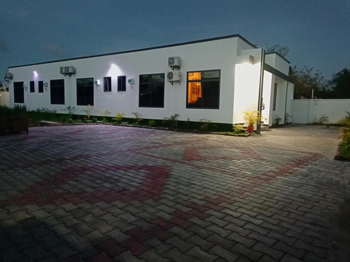 Chibuba Airport Accommodation 达累斯萨拉姆 外观 照片