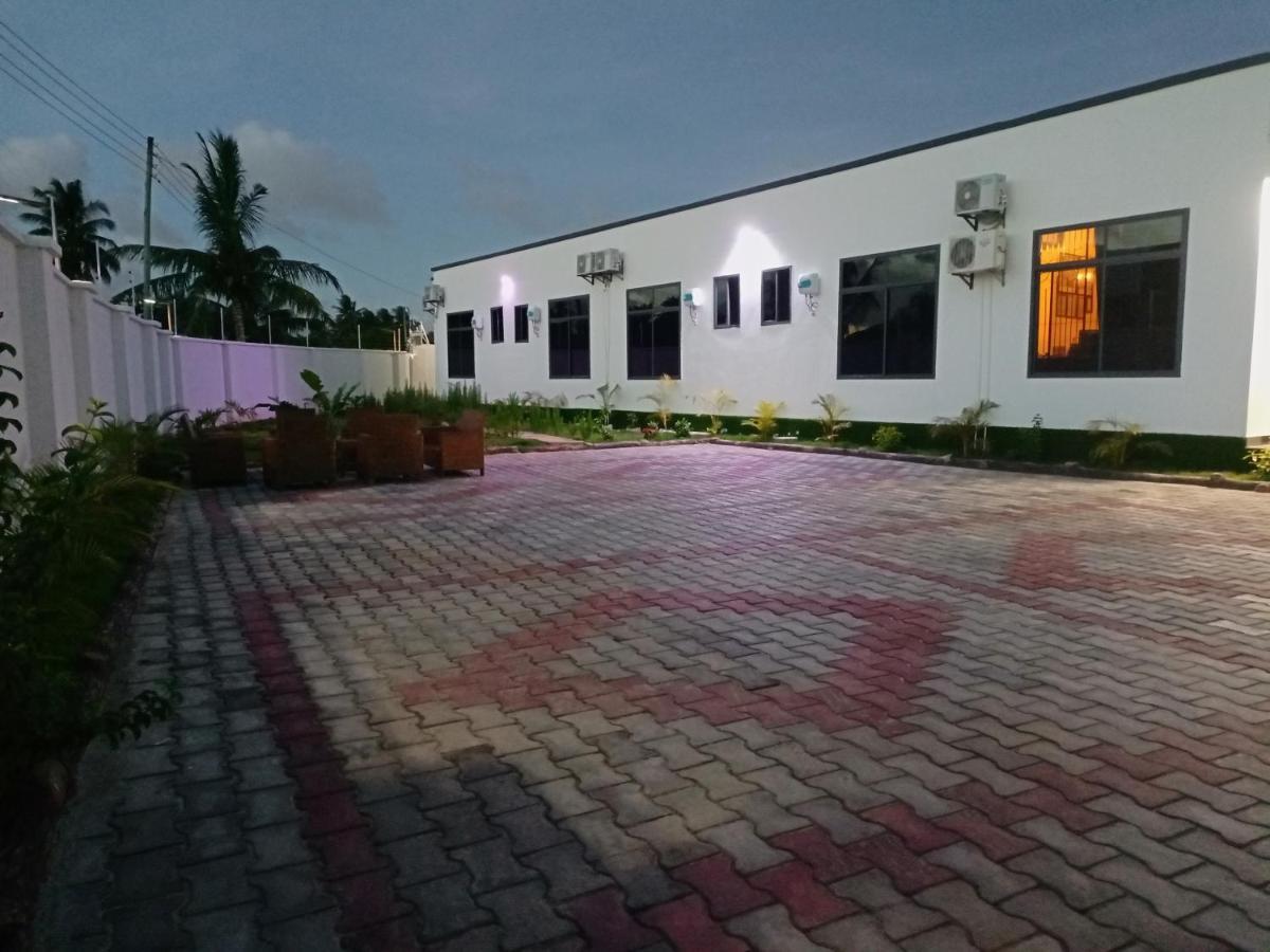 Chibuba Airport Accommodation 达累斯萨拉姆 外观 照片