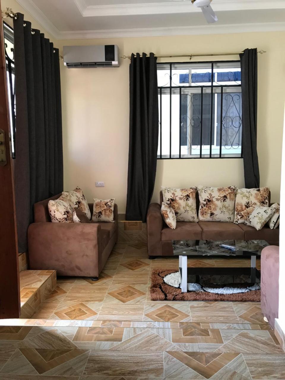 Chibuba Airport Accommodation 达累斯萨拉姆 外观 照片