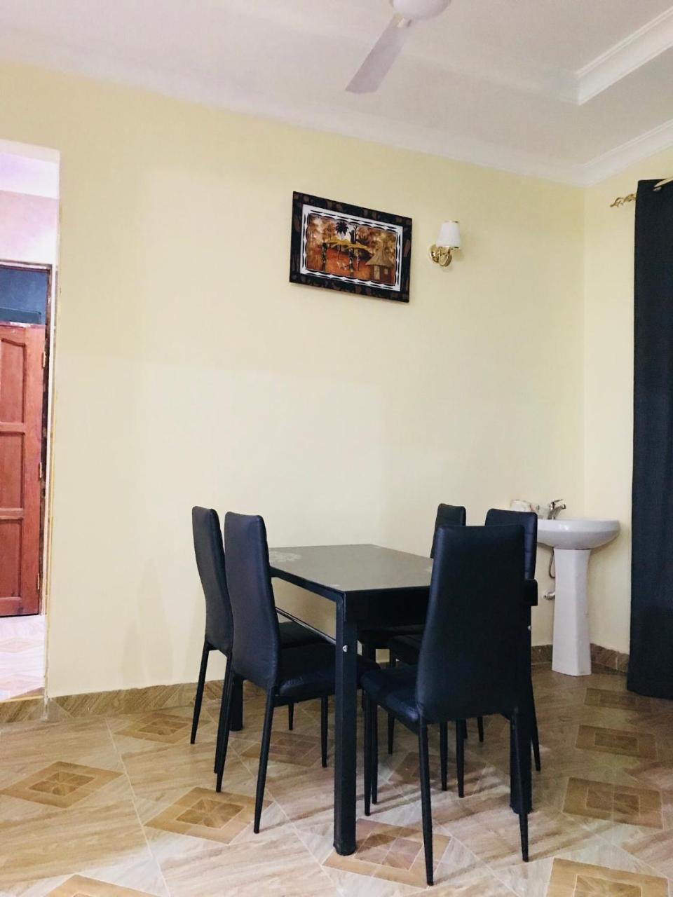 Chibuba Airport Accommodation 达累斯萨拉姆 外观 照片